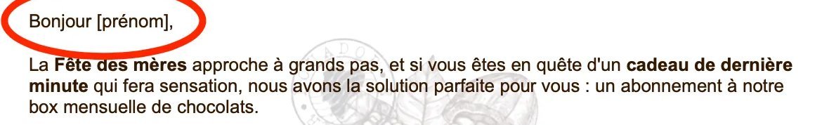 Un mail qui commence par « Bonjour [prénom], », entouré en rouge